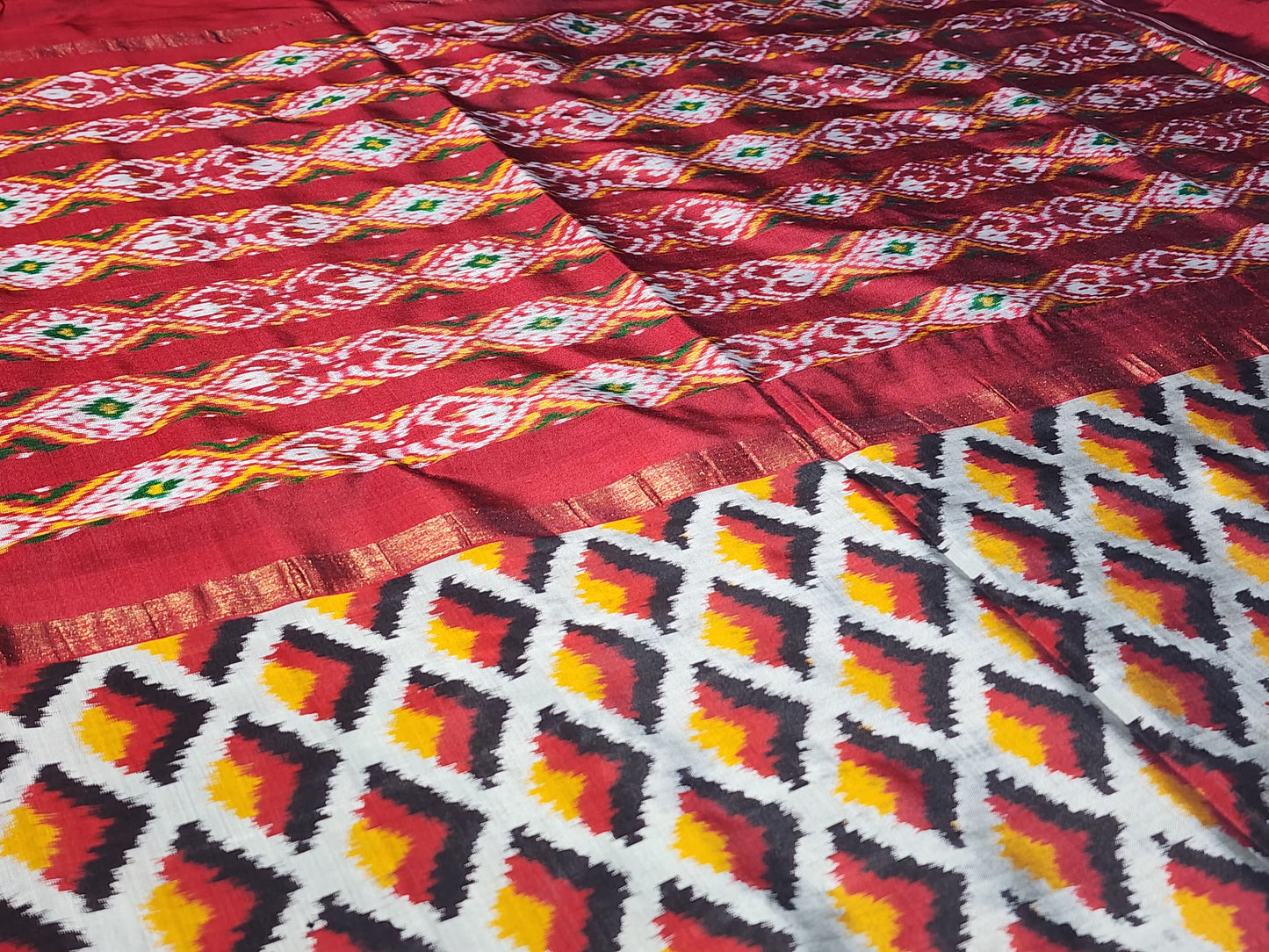 Red Pochampally Ikat Pure Silk Saree with Geometric Jaal Design & Contrast Border
